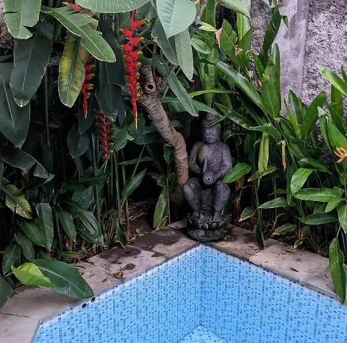 Bagus - Near & Trendy Shops, Restaurants, Cafes Villa *